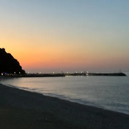 το μικρό διαμέρισμα *